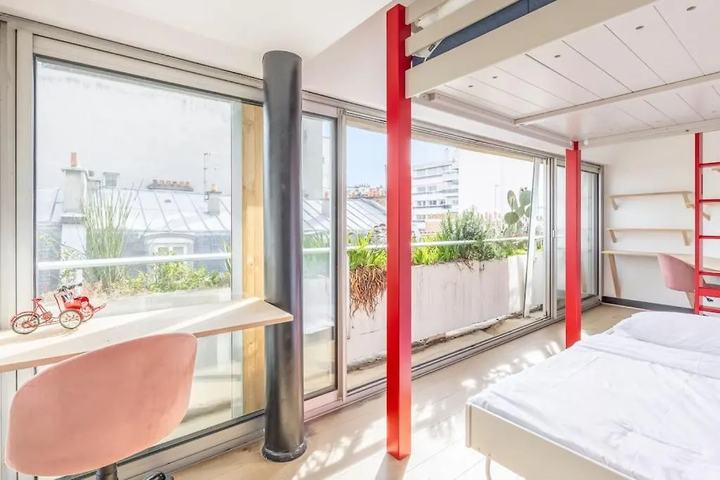 Duplex Familial Paris Tour Eiffel Apartment France